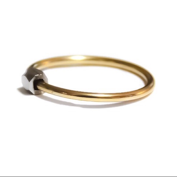 Two toned gold band ring w/silver nugget ring - Picture 3 of 7